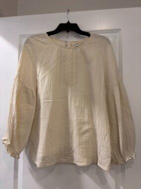 Universal Thread Cream Gauze Blouse